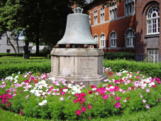 Bottrop Glocke am Rathaus
