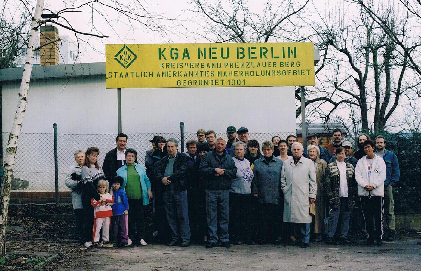 Kleingärtner der Kleingartenanlage „Neu Berlin" 2001