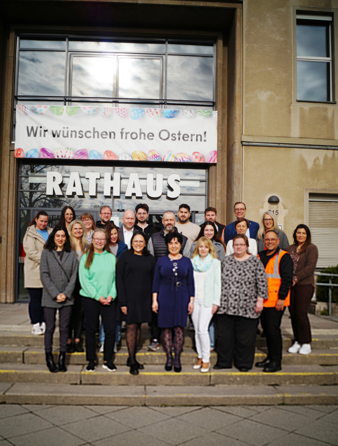 Das Fuchsteam des Bezirksamts Reinickendorf wünscht allen Bürgerinnen und Bürgern ein frohes Osterfest.
