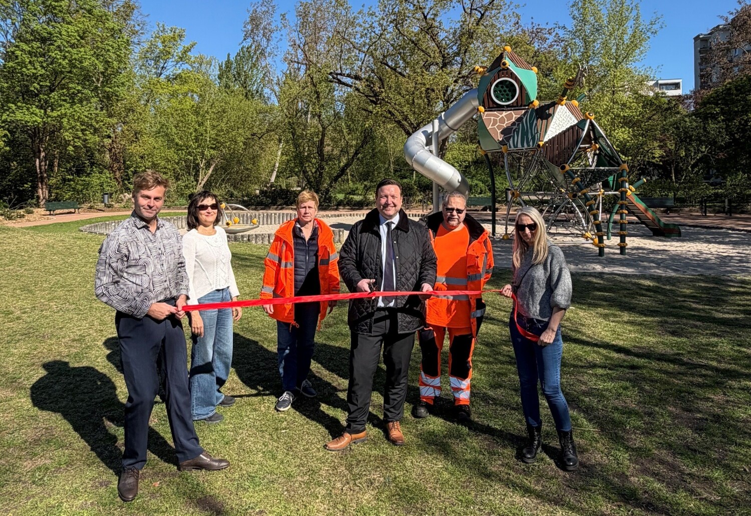 BzStR Pieper eröffnet den Spielplatz