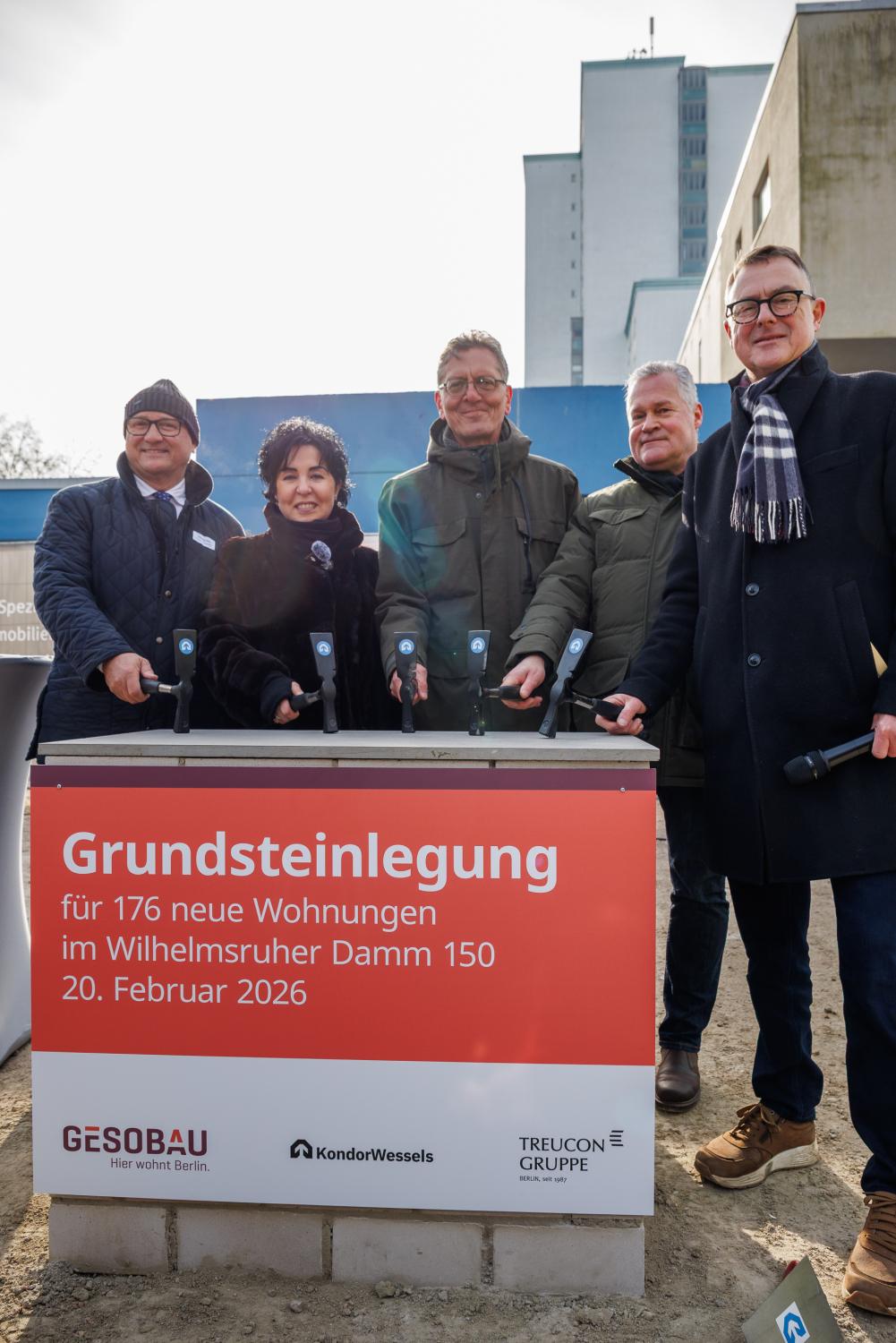 Grundsteinlegung Wilhelmsruher Damm 150