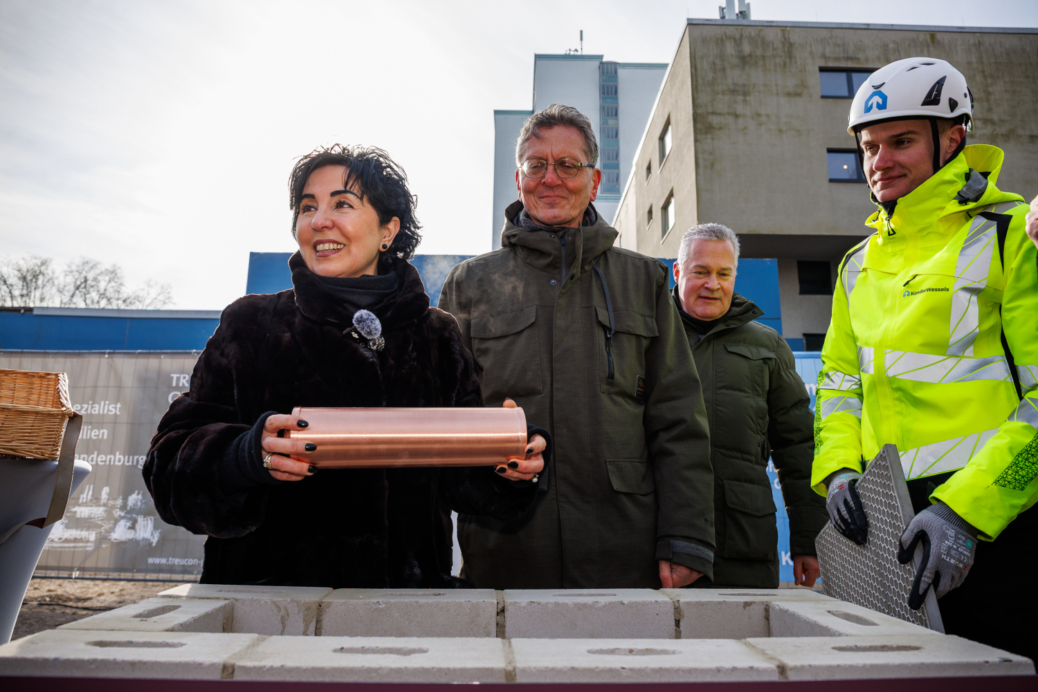 Grundsteinlegung Wilhelmsruher Damm 150