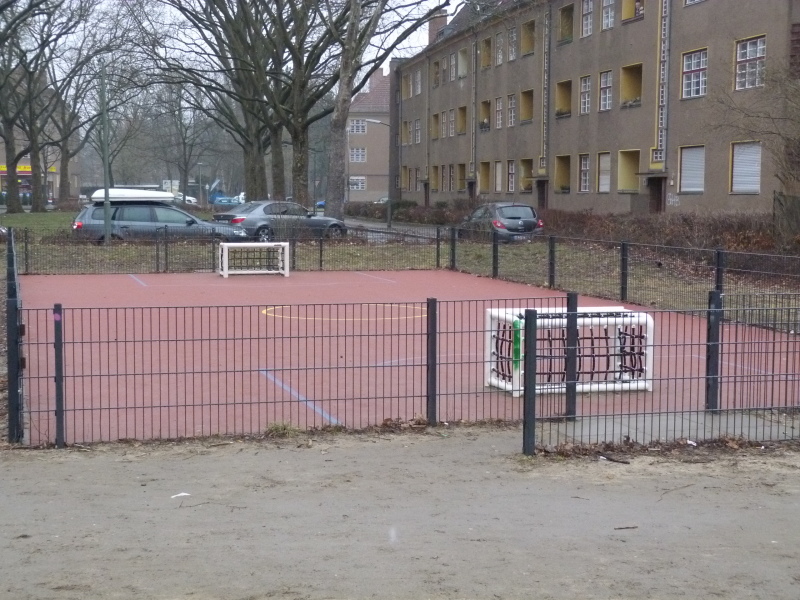 Minibolzplatz Armbrustweg 3