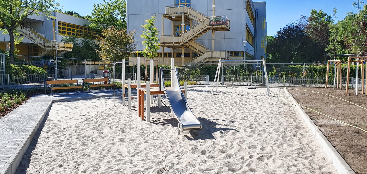 Spielplatz Senftenberger Ring 41