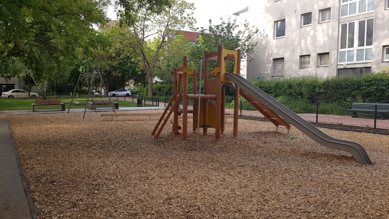 Spielplatz Amendestraße/ Raschdorffstraße 4