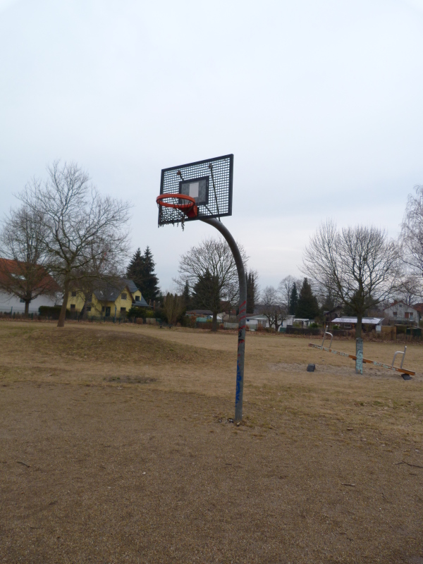 Spielplatz Borsigaue/ Miraustraße 5