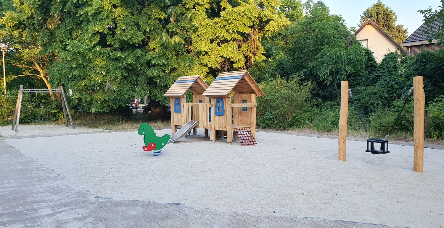 Spielplatz Borsigaue_Altenhofer Weg (1)