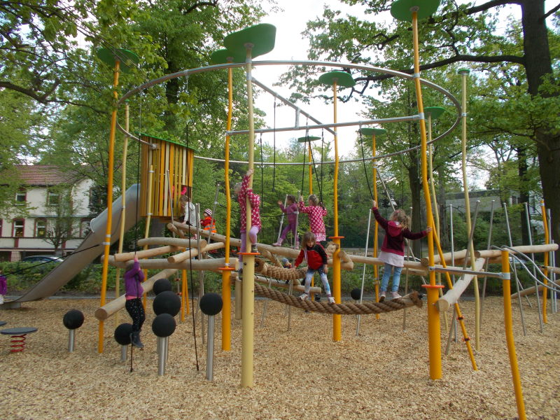 Spielplatz Dr.-Ilse-Kassel-Platz 3