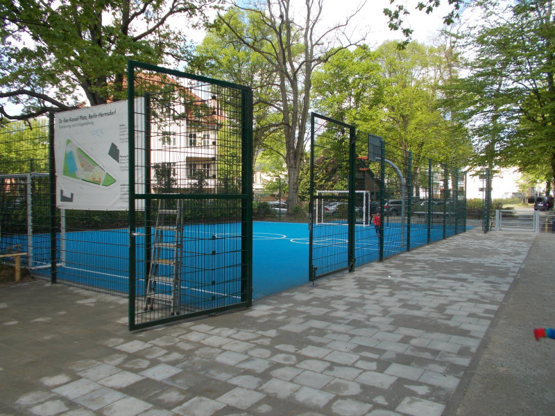 Spielplatz Dr.-Ilse-Kassel-Platz 6