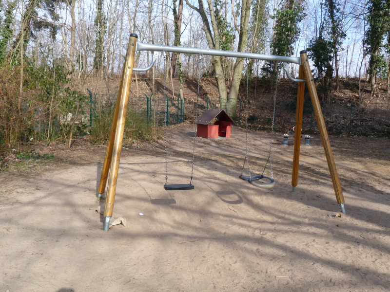 Spielplatz Falkenthaler Steig 2