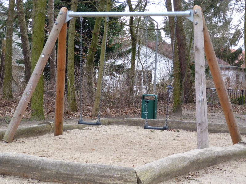 Spielplatz Im Erpelgrund 4