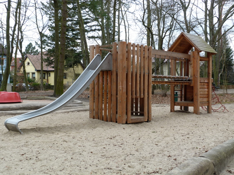 Spielplatz Im Erpelgrund 8
