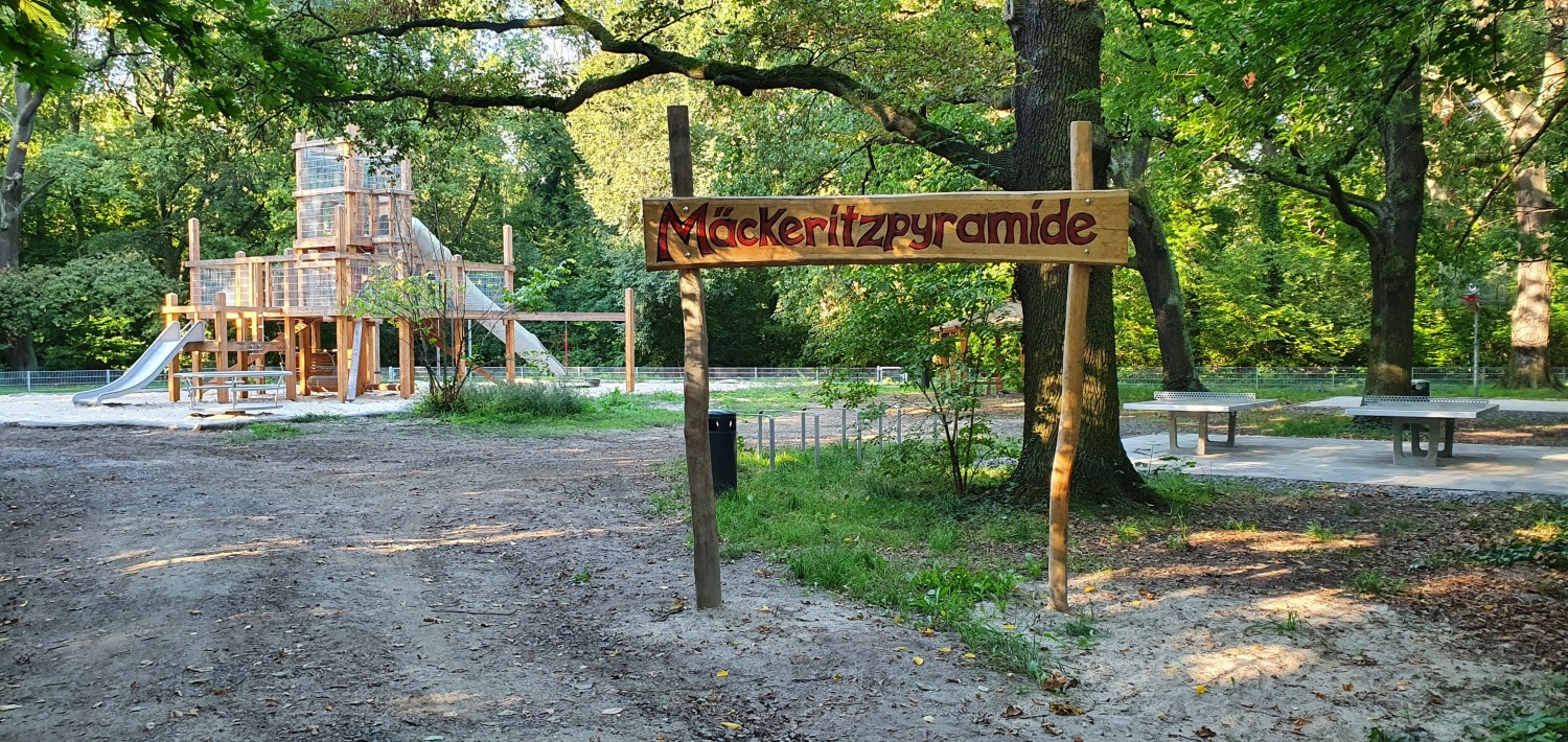 Spielplatz Mäckeritzwiesen 1
