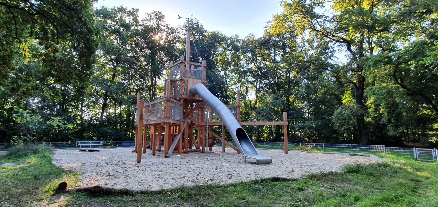 Spielplatz Mäckeritzwiesen 3