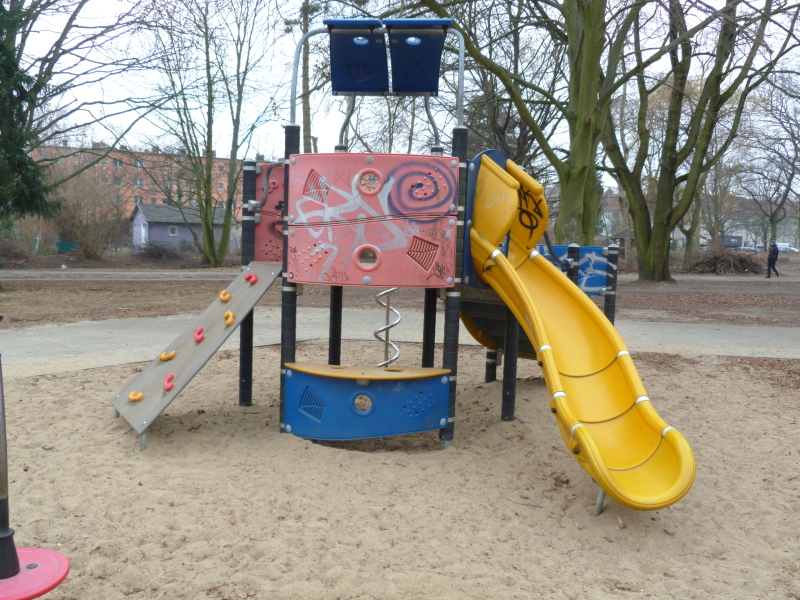 Spielplatz Ollenhauerstraße/ Kienhorstpark 3