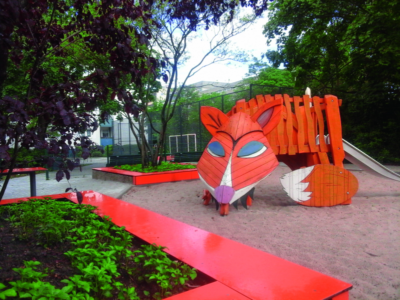 Spielplatz Reinicke Fuchs-Rathauspromenade