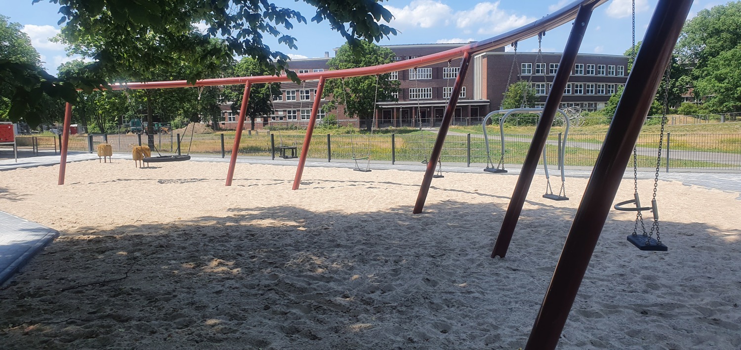 Spielplatz Roedernallee/ Alt-Wittenau