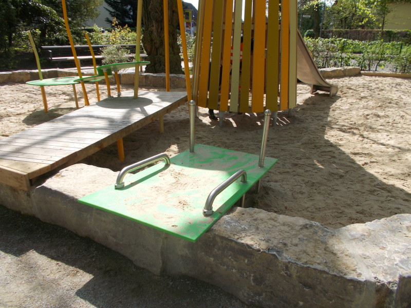 Spielplatz Dr.-Ilse-Kassel-Platz 2