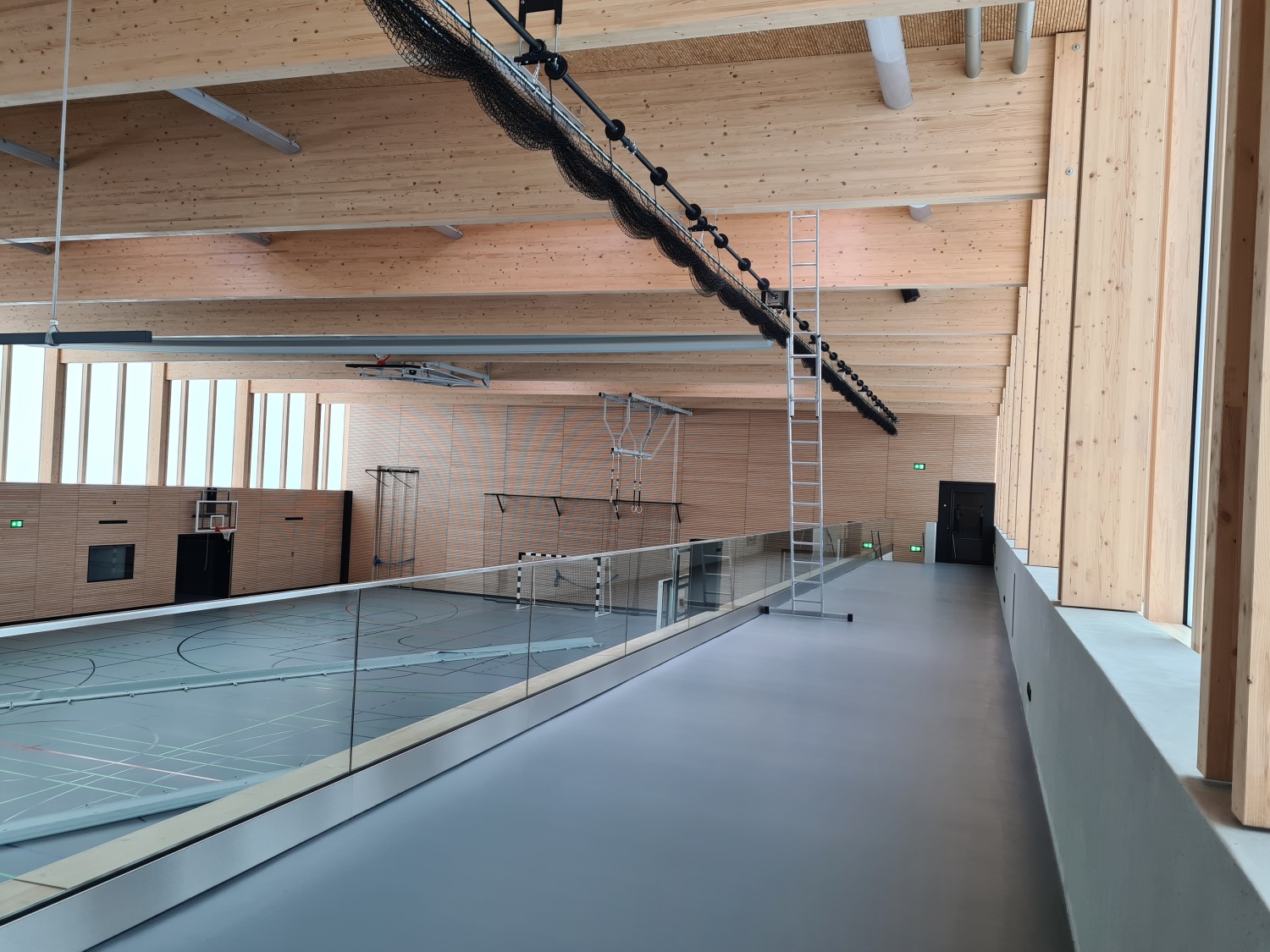 Bau der Typensporthalle Bernd-Ryke-Grundschule