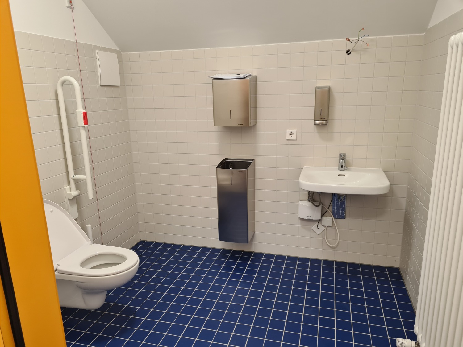 Verwaltungstrakt Grundschule am Eichenwald