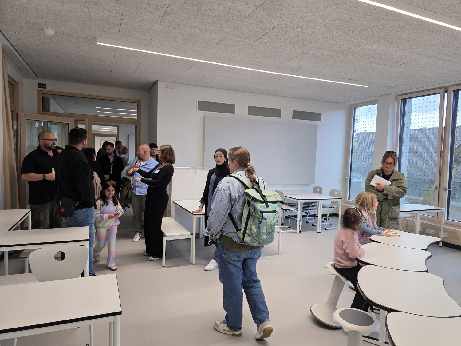 Besichtigung der neuen Grundschule am Fehrbelliner Tor 2