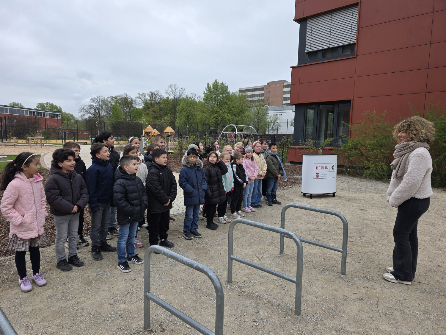 Neue Außenanlagen Grundschule an der Pulvermühle