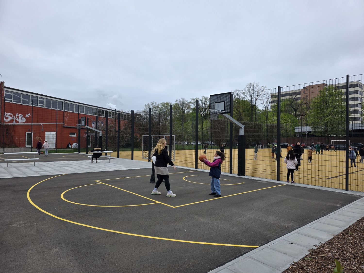 Neue Außenanlagen Grundschule an der Pulvermühle