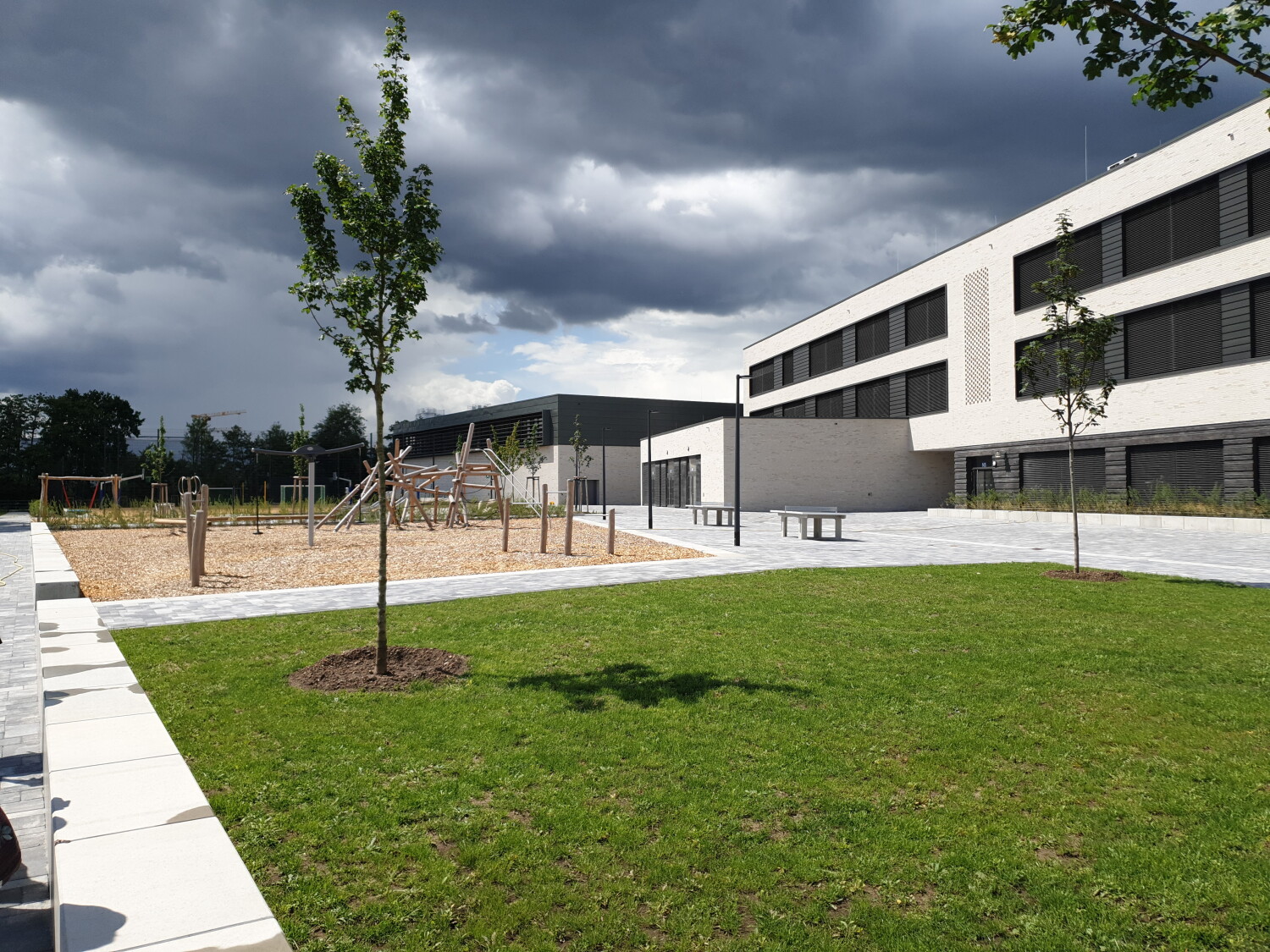 Außenansicht 31. Schule (Grundschule)