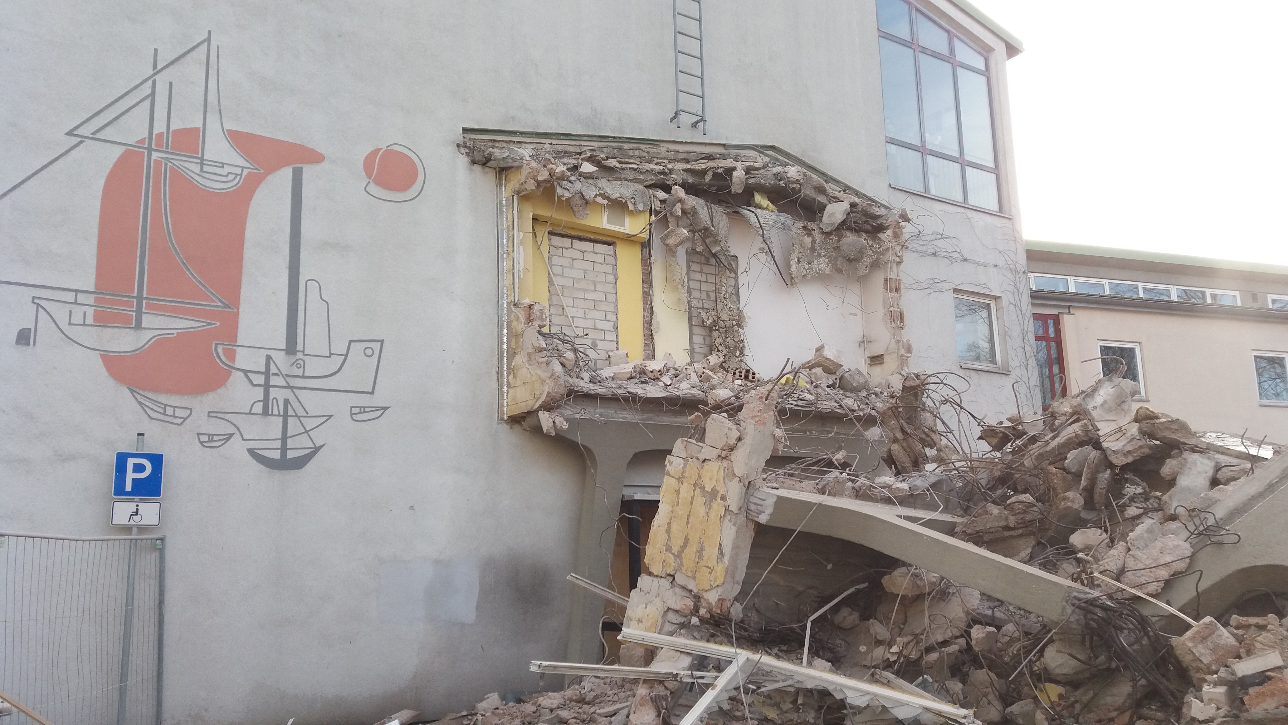 Abbruch Turnhalle Wolfgang-Borchert-Schule