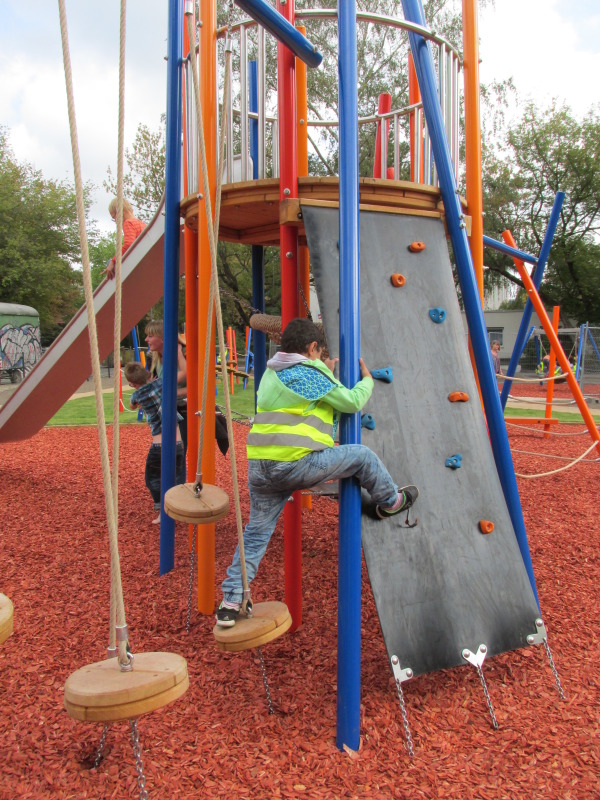 barrierearmer Spielplatz am Gorgasring
