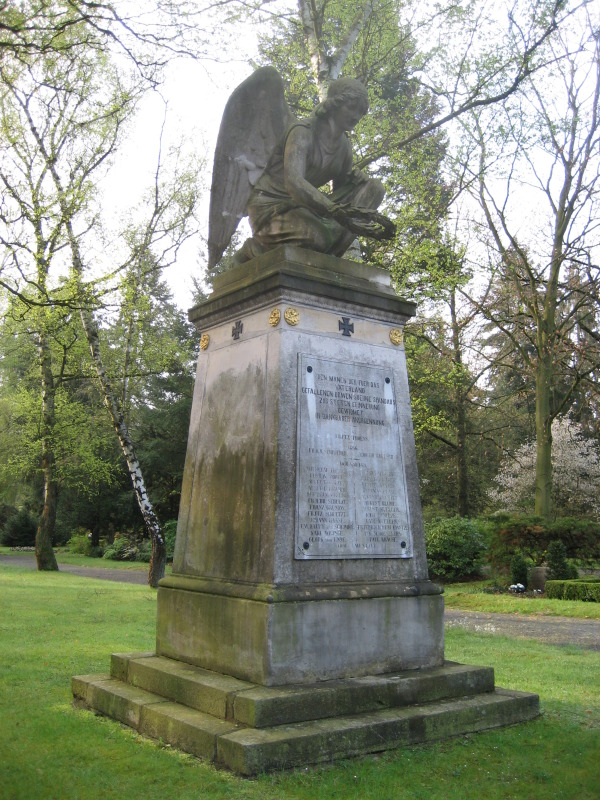 Denkmal Nikel Engel Friedhof in den Kisseln