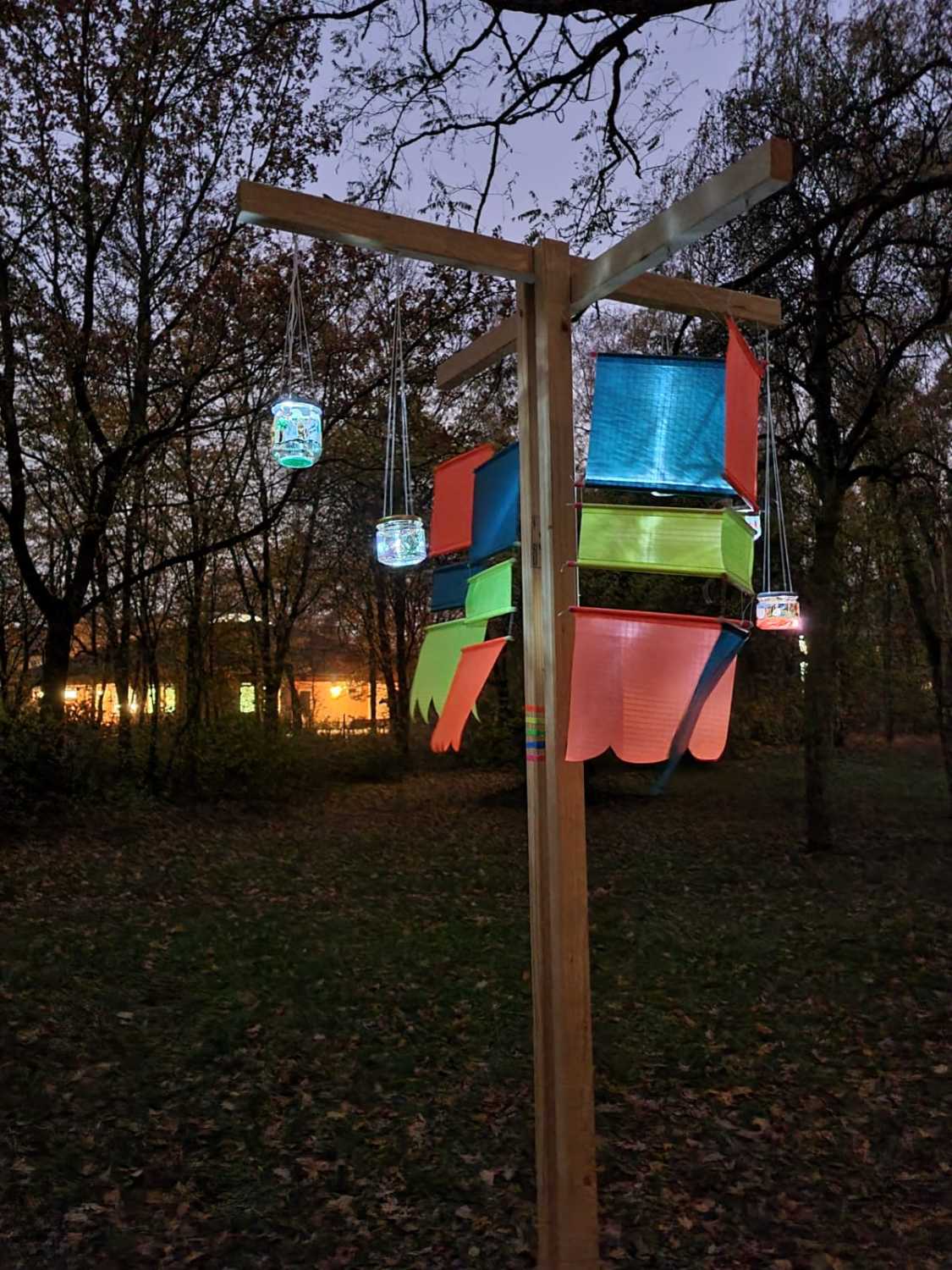 Selbstgebaute Solarlichter für die Aktion "Es wird bunt in Lankwitz"