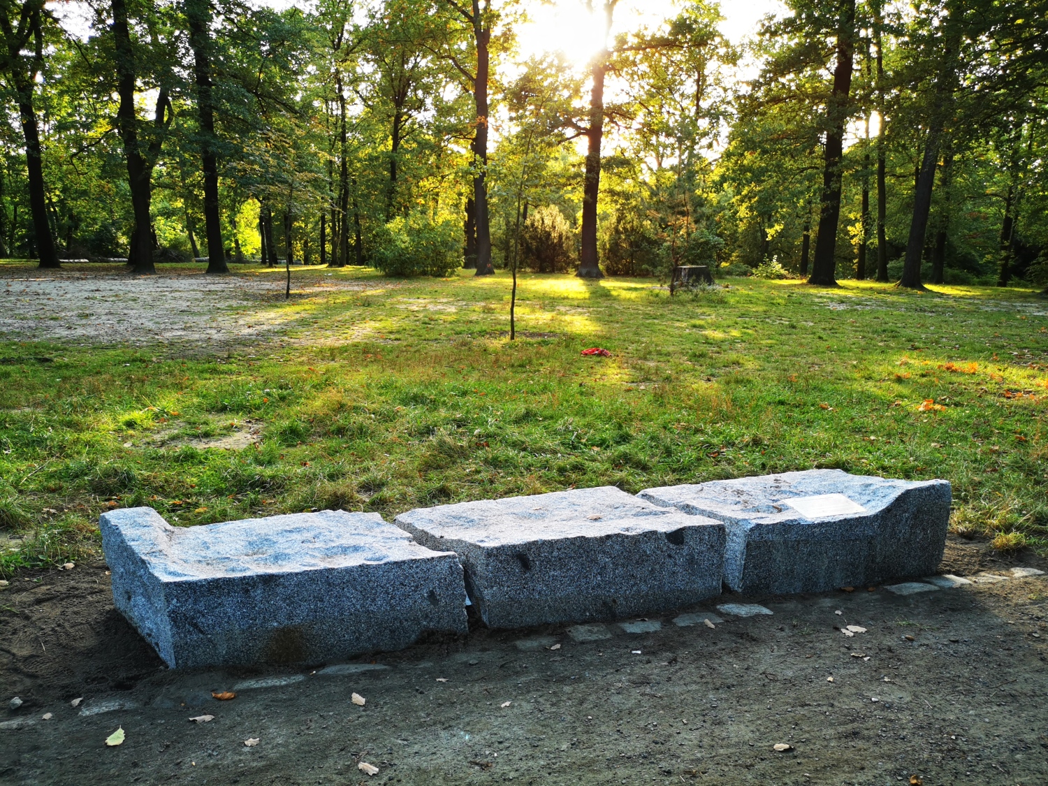 Einheitliches Wiedervereinigungsdenkmal im Schönower Park 2021