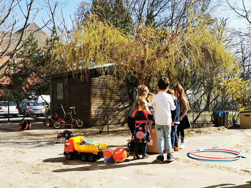 Osterüberraschung im Kita-Eigenbetrieb Süd-West, Kinder der Kita Mittelstraße
