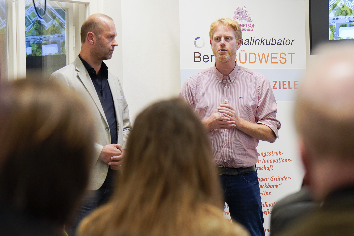 v.l.n.r.: Prof. Dr. Frank Schaal und Steffen Terberl