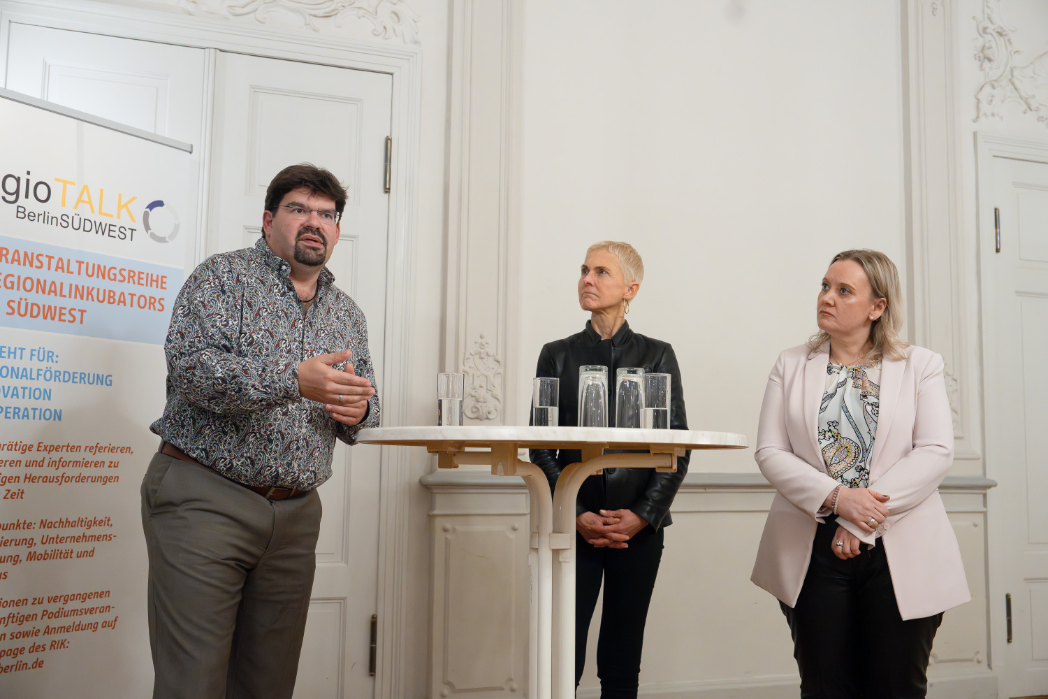v.l.n.r.: Prof. Dr. Werner Gronau, Katja Schellknecht, Prof. Dr. Sandra Rochnowski