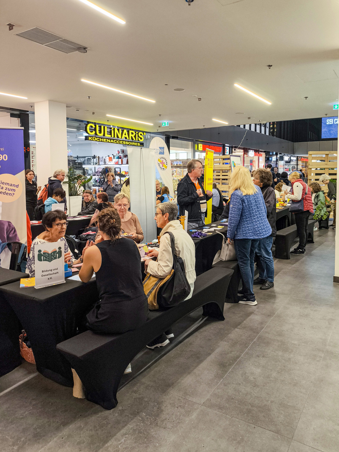 Zahlreiche Besucherinnen und Besucher sind zum Ehrenamts-Speeddating gekommen