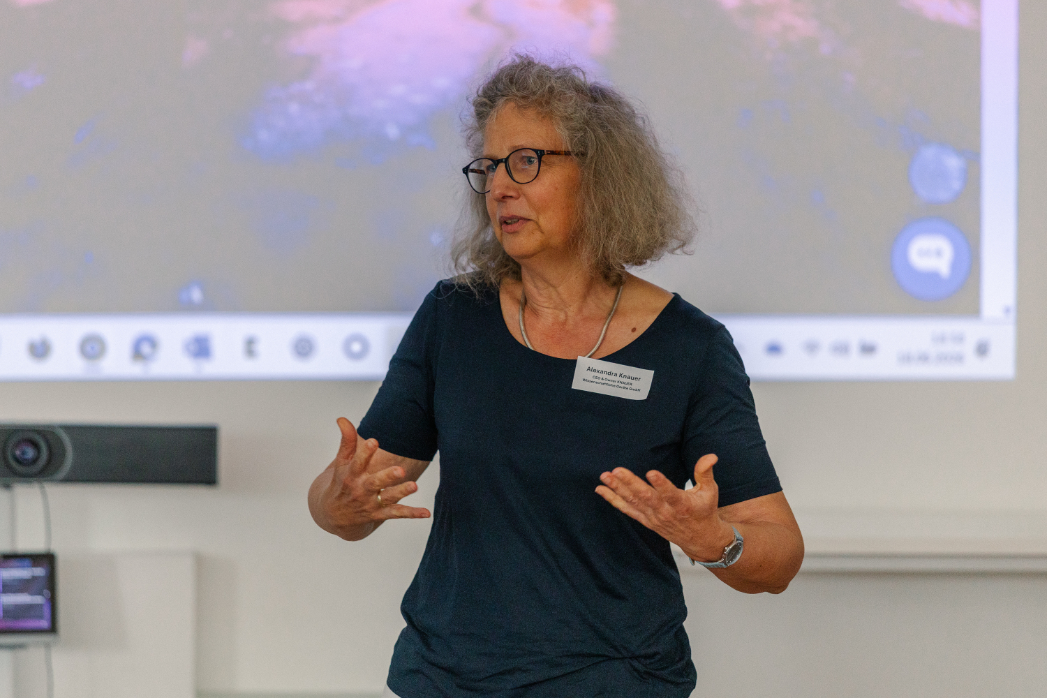 Alexandra Knauer (Schirmherrin des Netzwerkes und Geschäftsführerin und Inhaberin der KNAUER Wissenschaftliche Geräte GmbH