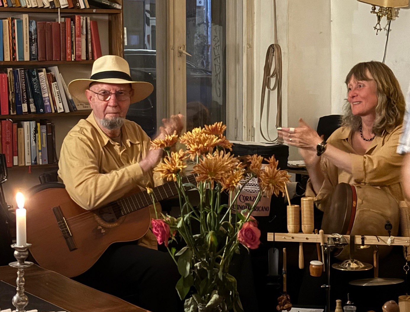 v.l.n.r.: Isa Valenzuela und Sabine Schiefer-Samide