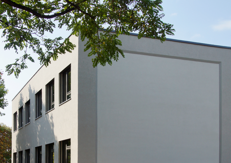 Kronach-Grundschule - Außenansicht MUR - Stand: Dezember 2020