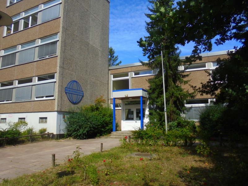 Mercator-Grundschule - Schaufassade