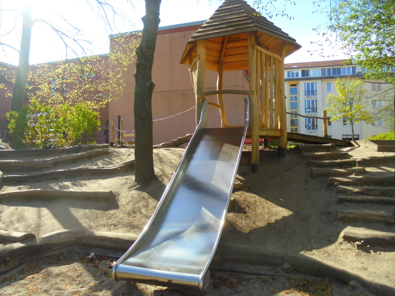 Sachsenwald-Grundschule Spielgerät