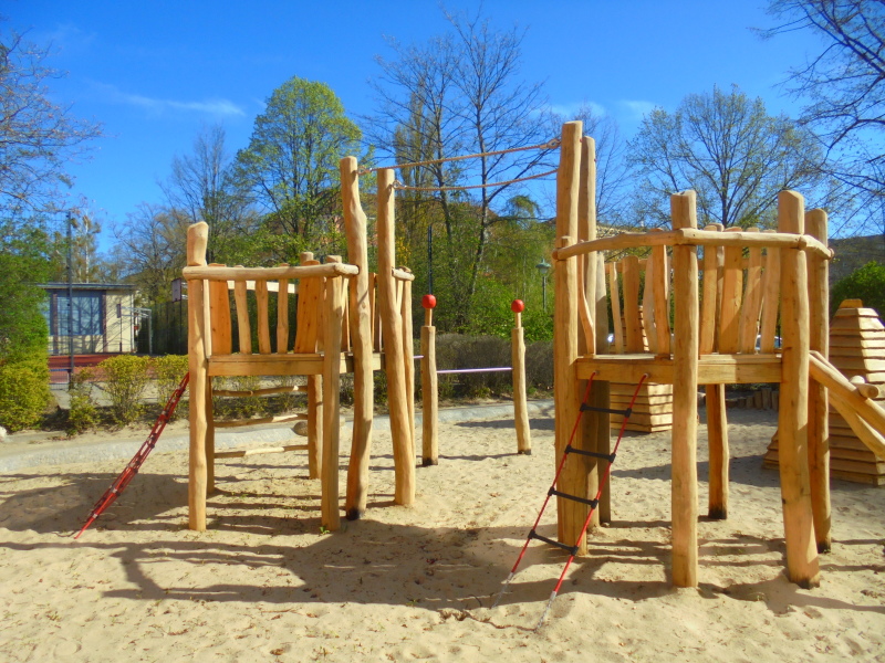 Sachsenwald-Grundschule Spielgerät