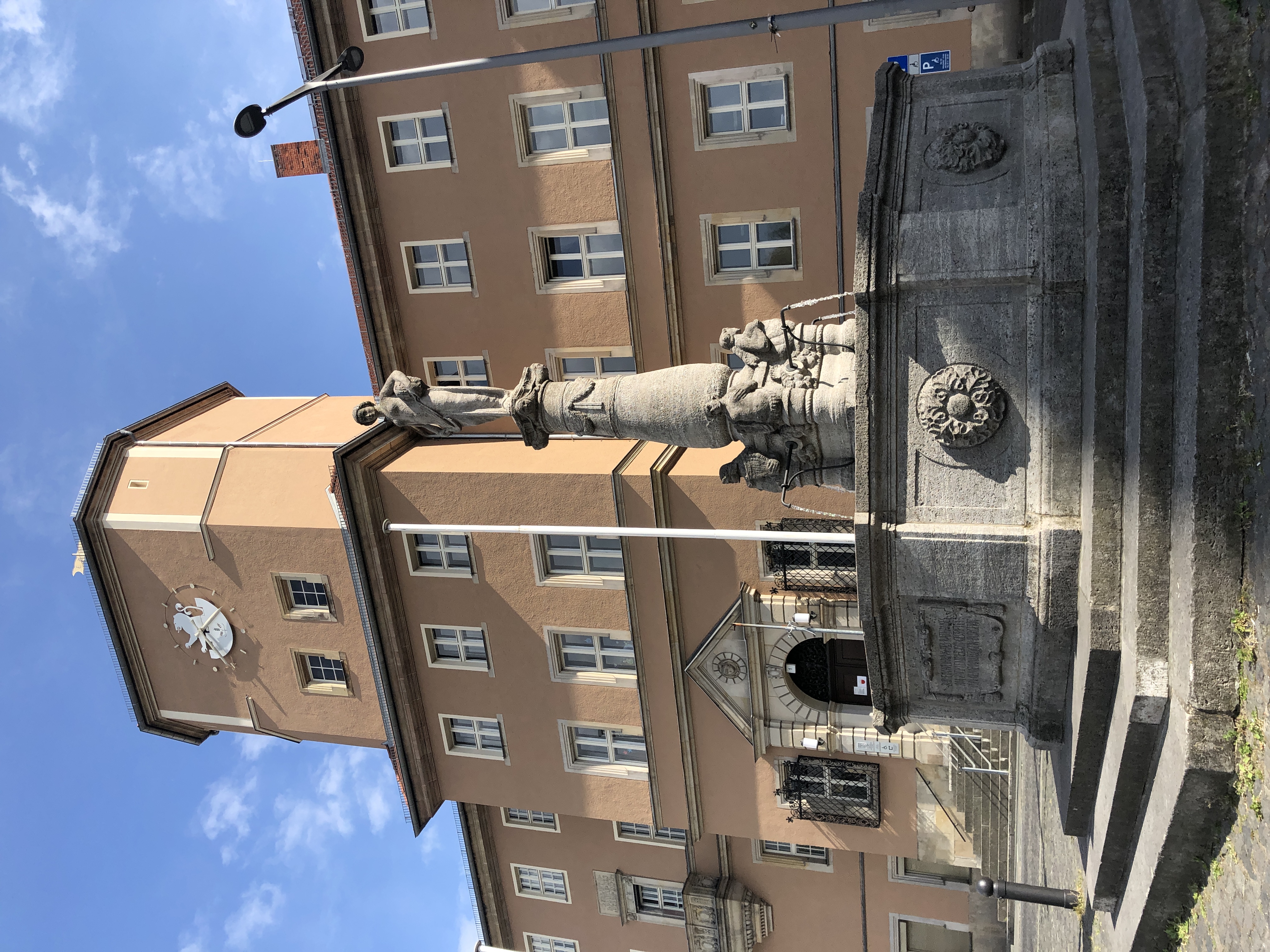 Vier-Winde-Brunnen am Rathaus Lankwitz