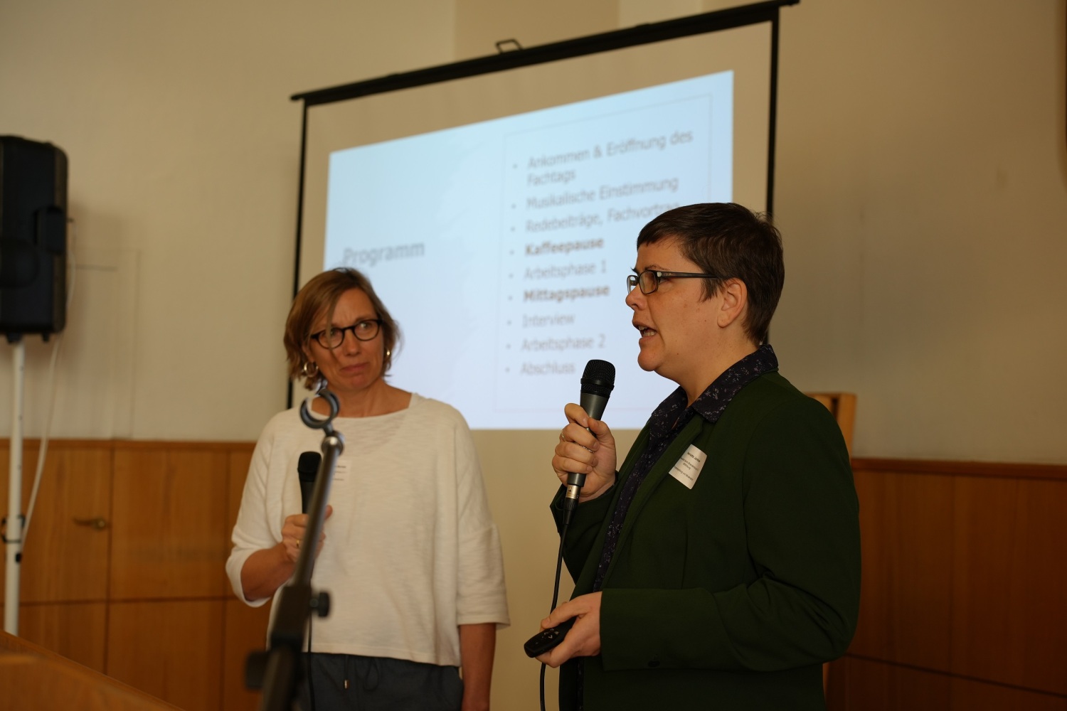 Das Moderatorenduo von MitWirkung