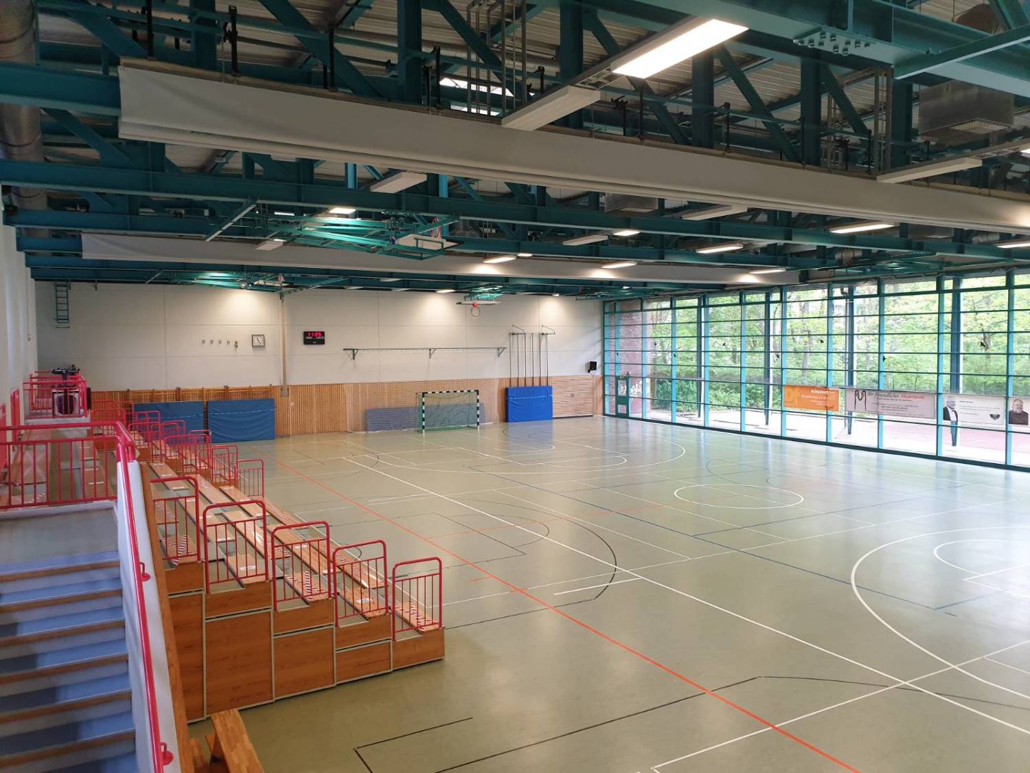 Sporthalle_3