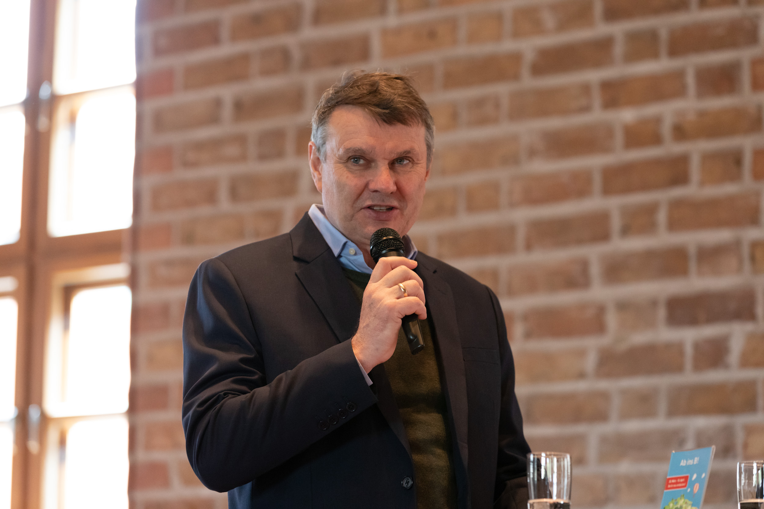 Burkhard Kieker (visitBerlin) begrüßt die ersten berlinweiten 'Ab ins B' Aktionswochen