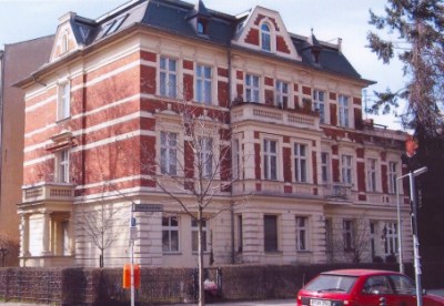 Albestraße 9 / Handjerystraße 22