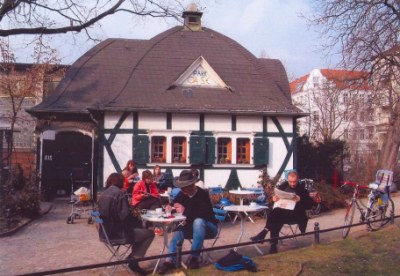 Perlsplatz 1 / Lauterstraße 42