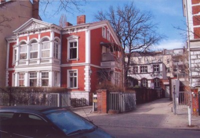 Schnackenburgstraße 4